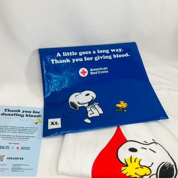 NEW w/ bag PEANUTS x American Red Cross SNOOPY - Joe Cool - Woodstock XL Shirt - Picture 2 of 5